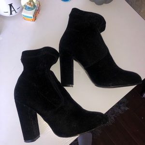 Velvet black booties